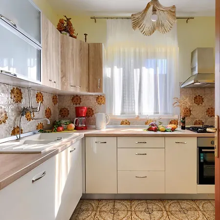 Lejlighed Ivanka By Interhome