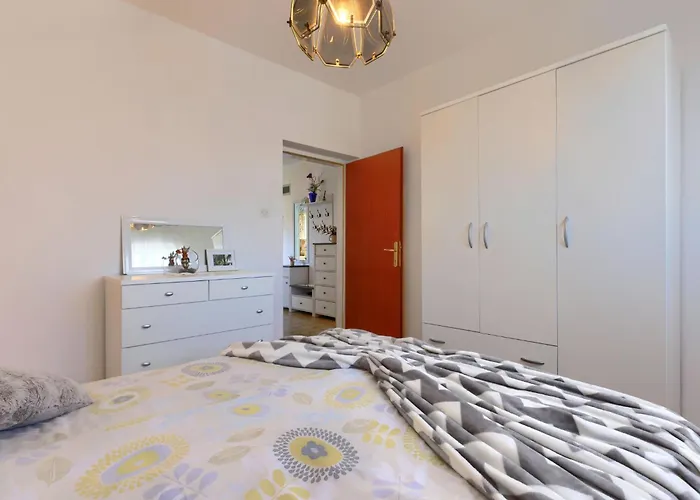 Ivanka By Interhome *