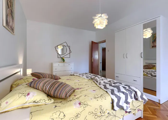 Ivanka By Interhome Apartment