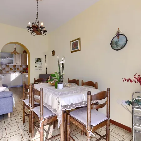 Ivanka By Interhome *